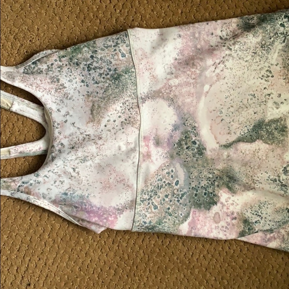 Lululemon marble tank
